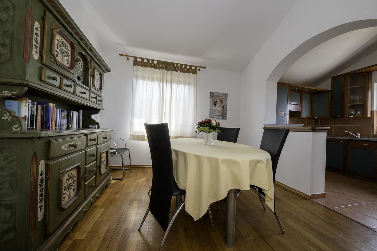 Apartments Dedic Supetarska Draga Exterior foto